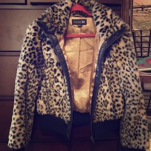 Faux fur leopard bomber jacket. Large. Forever 21